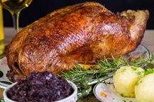 Ganso Asado aprox. 3,8 kgs con sus guarniciones